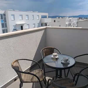 T&t Visnjik , Zadar Croatia