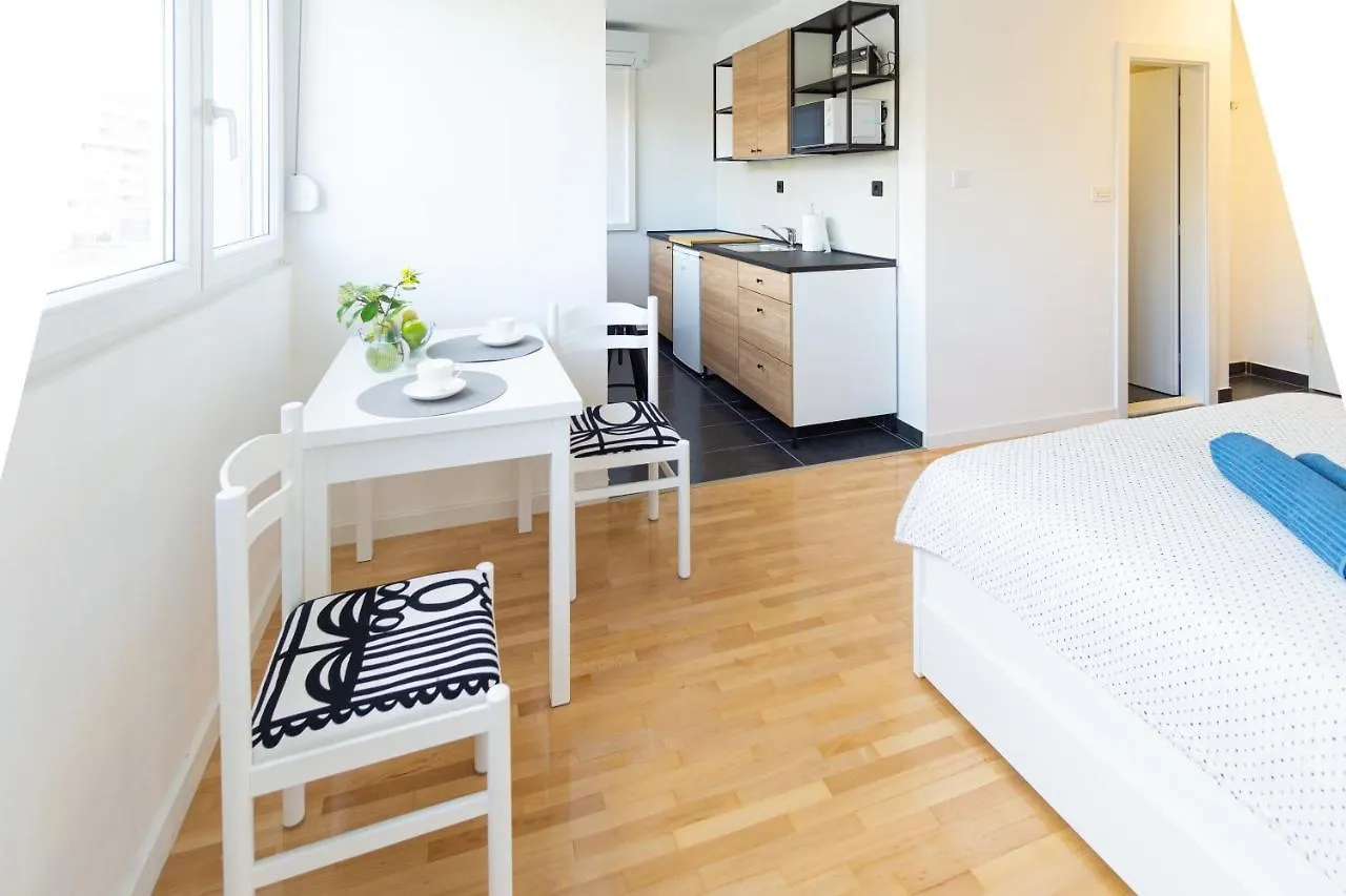 Piero Apartamento Split